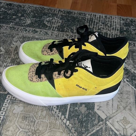 Jordan men’s Dear 90’s Yellow and Green suede Sneakers size 12 - Picture 2 of 9